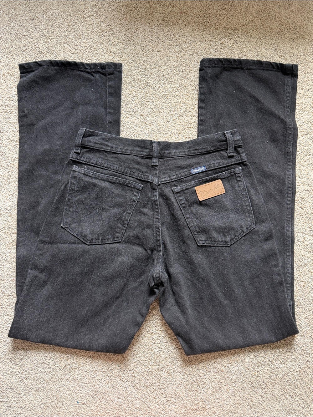 Vintage Women’s Classic Wrangler Black Denim Jeans Relaxed Straight Leg 5x34